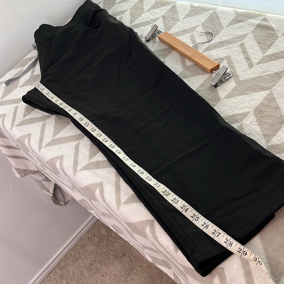 FIGS Kade Cargo Pant Scrubs Black size XL/P Nurse scrubs - Picture 9 of 9